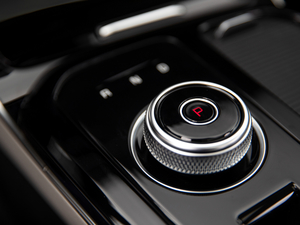 2020380T GT-Line Ş п؅^