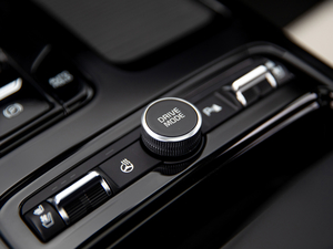 2020380T GT-Line Ş п؅^