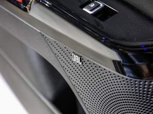 2020380T GT-Line Ş g