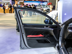 2020380T GT-Line Ş {λ܇T