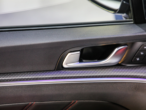 2020380T GT-Line Ş g