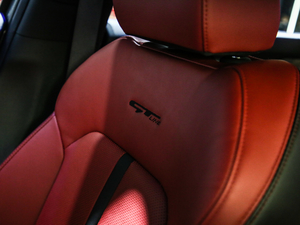 2020380T GT-Line Ş g