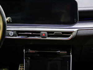 2020380T GT-Line Ş п؅^