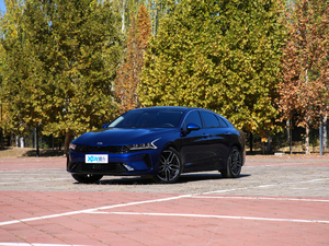 2020380T GT-Line Ş w^