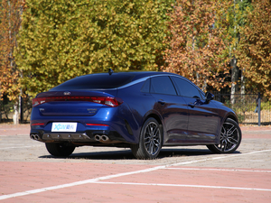 2020380T GT-Line Ş w^