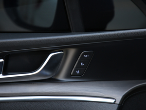 2020380T GT-Line Ş g