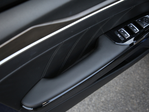 2020380T GT-Line Ş g