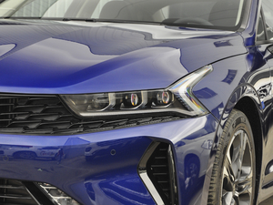 2020380T GT-Line FƼ ^