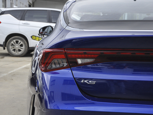 2020380T GT-Line FƼ ^