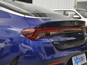 2020380T GT-Line FƼ ^