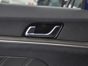 2020380T GT-Line FƼ g