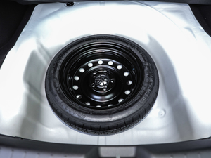 2020款1.5L CVT新锐天窗版 备胎