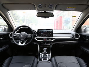 2020款1.5L CVT智享互联版 内饰全景