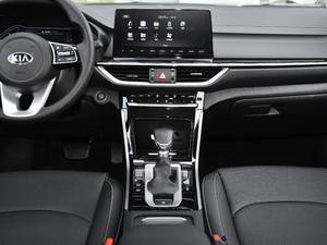 2020款1.5L CVT时尚版 中控台