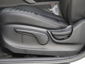 2021款Ace 1.5T GT Line 聚变版 主驾驶座椅调节