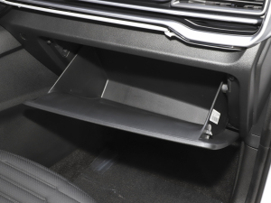 2021款Ace 1.5T GT Line 聚变版 手套箱