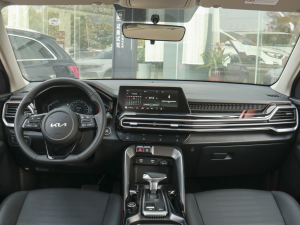 2021款Ace 2.0L 探索版 内饰全景