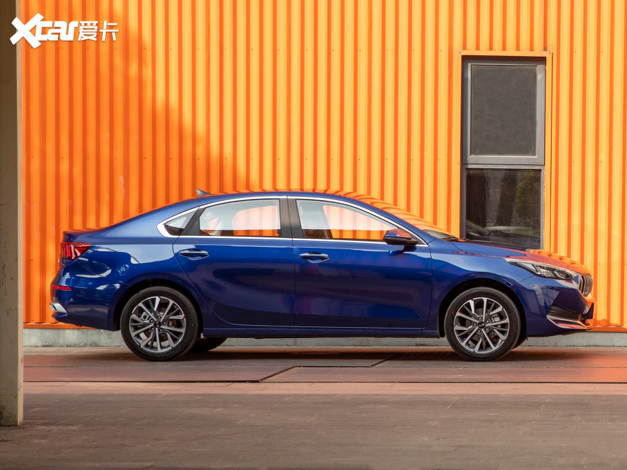 2021K3 1.4T DCT GT-Line{\Ӱ