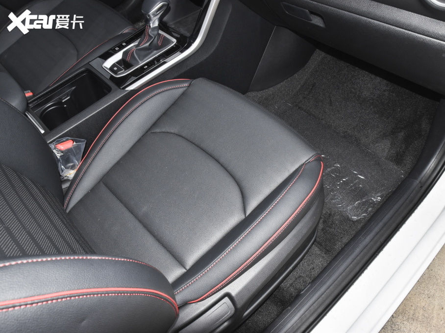 2021K3 1.4T DCT GT-Line^(lin)