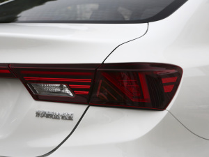 2021Ŀ 1.5L CVTrа ^