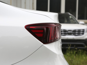 2021Ŀ 1.5L CVTrа ^