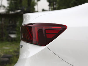 2021Ŀ 1.5L CVTrа ^