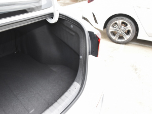 2021款1.4T DCT GT-Line奋斗互联版 空间座椅