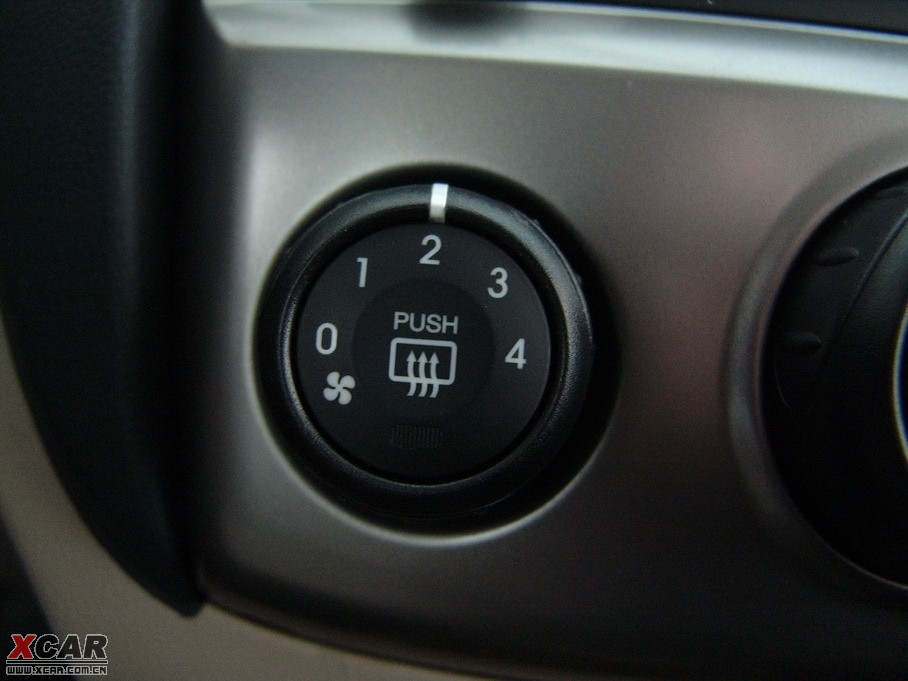 2009��{�� 2.0GL ����ԄӰ�