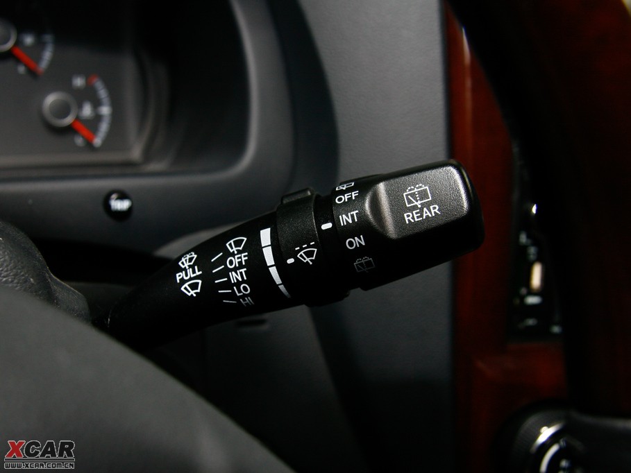 2009��{�� 2.0GLS  ����ԄӰ�