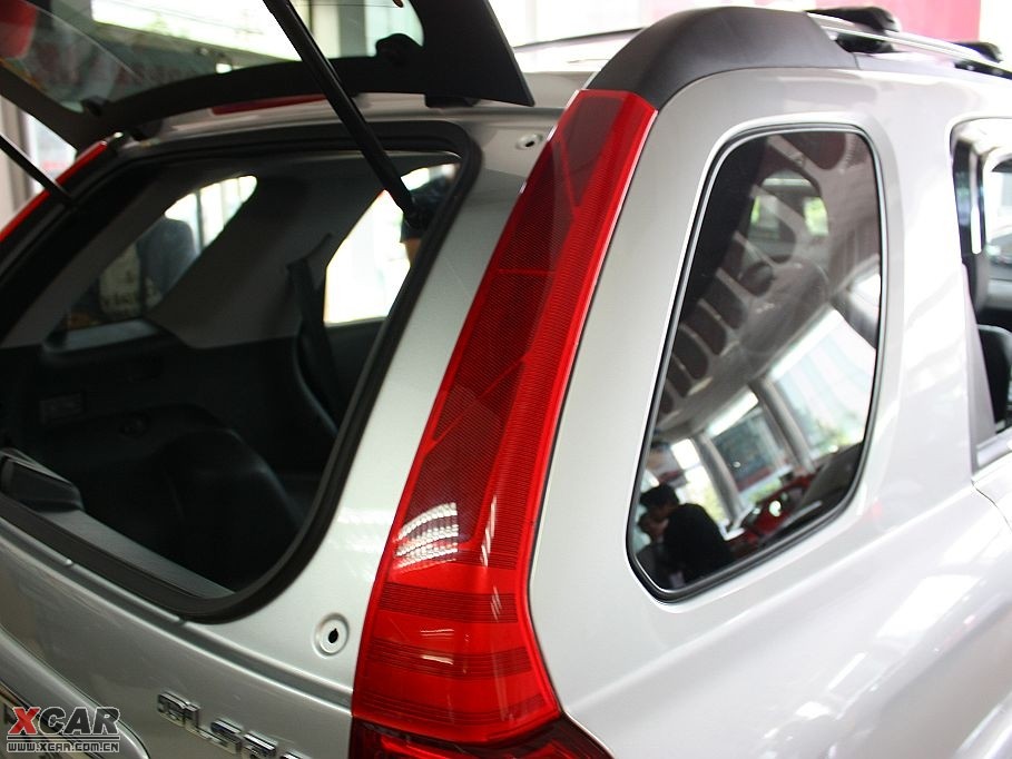 2009��{�� 2.0GLS ���(q��)�քӰ�