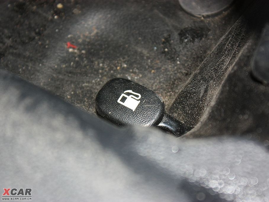 2009{ 2.0GLS (q)քӰ