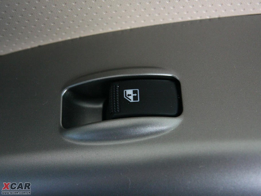 2009��{�� 2.0GL ����քӰ�