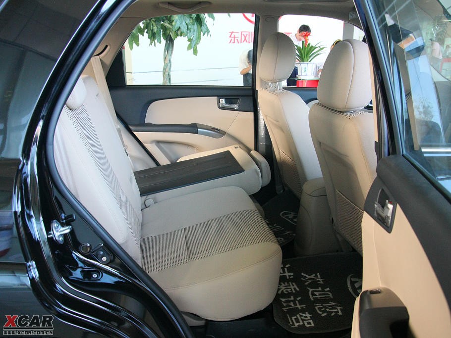 2009{ 2.0GL (q)ք(dng)