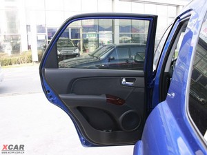 2009款2.0GLS  两驱自动版 空间座椅