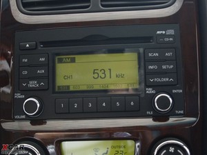 2009款2.0GLS 两驱手动版 音响调节