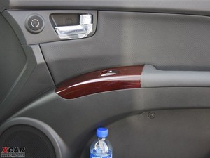 2009款2.0GLS  两驱自动版 空间座椅