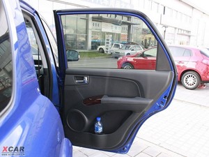 2009款2.0GLS  两驱自动版 空间座椅