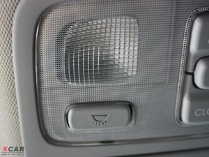 2009款2.0GLS 两驱手动版 空间座椅
