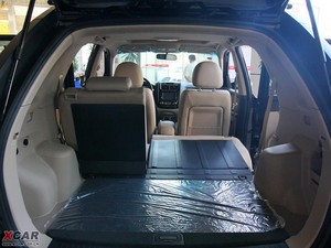 2009款2.0GLS 四驱手动版 行李厢空间