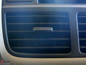 2009款2.0GLS 四驱手动版 空调出风口