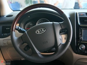 2009款2.0GLS 四驱手动版 方向盘