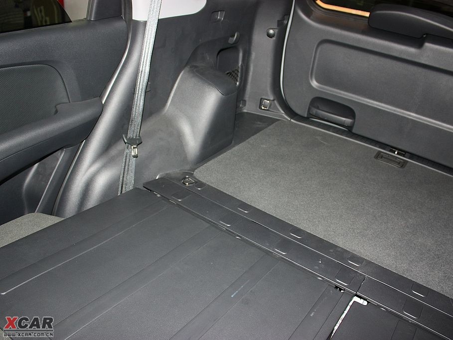 2009{ 2.0GLS (q)քӰ