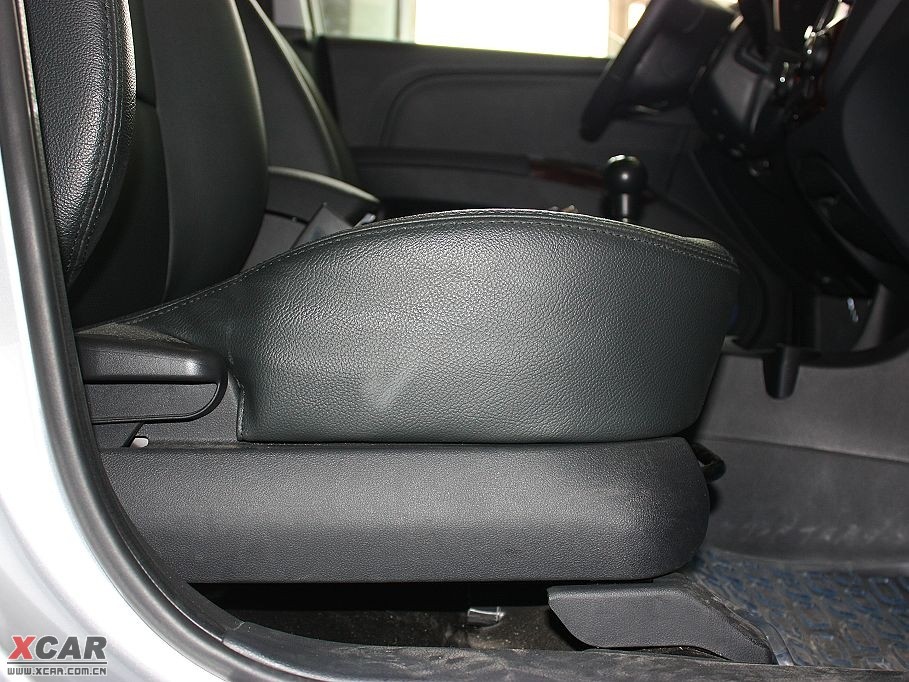 2009{ 2.0GLS (q)ք(dng)