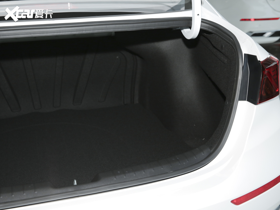 2021������K3 EV ���m��