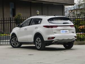 2021款1.6T DCT四驱焕新版 左后45度