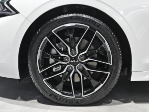 2021380T GT-Line Ş ^