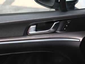 2021380T GT-Line Ş п؅^(q)