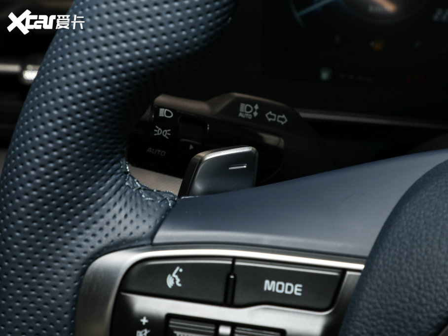 2023{Kؽ 2.0L HEV (q)Ş