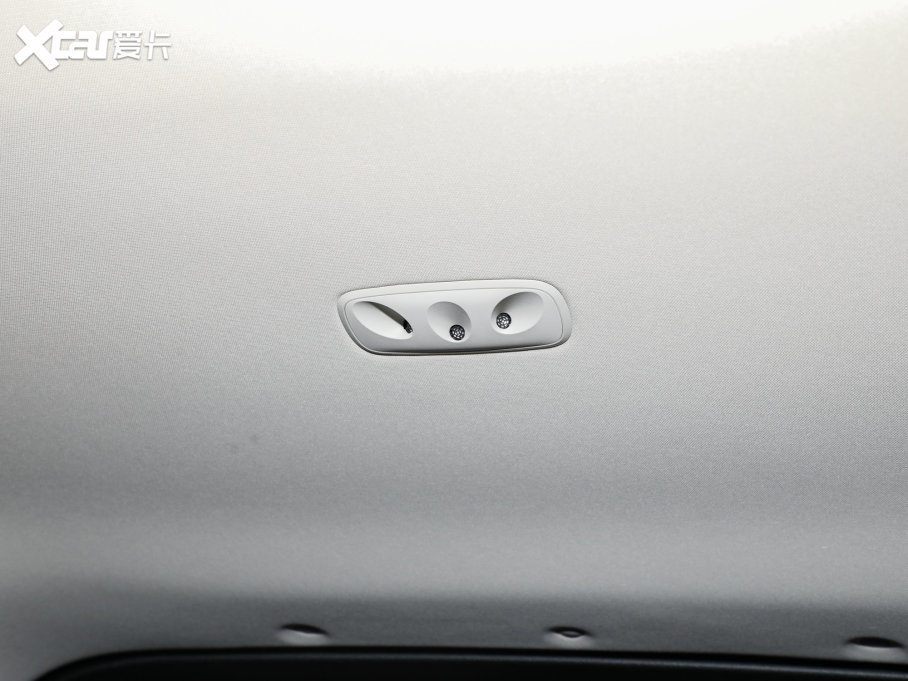 2023{Kؽ 2.0L HEV Ş