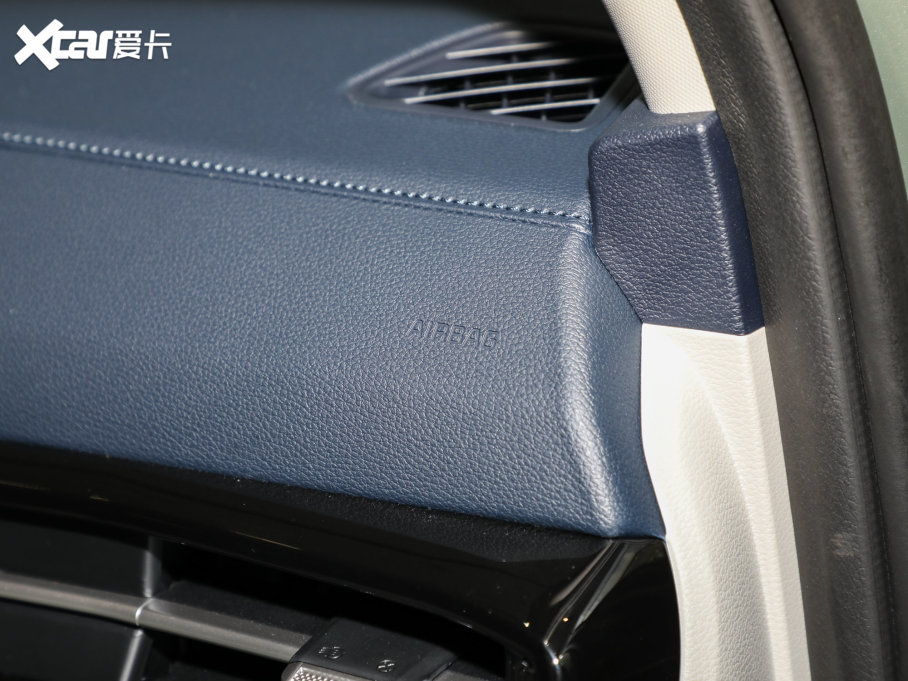 2023{Kؽ 2.0L HEV Ş